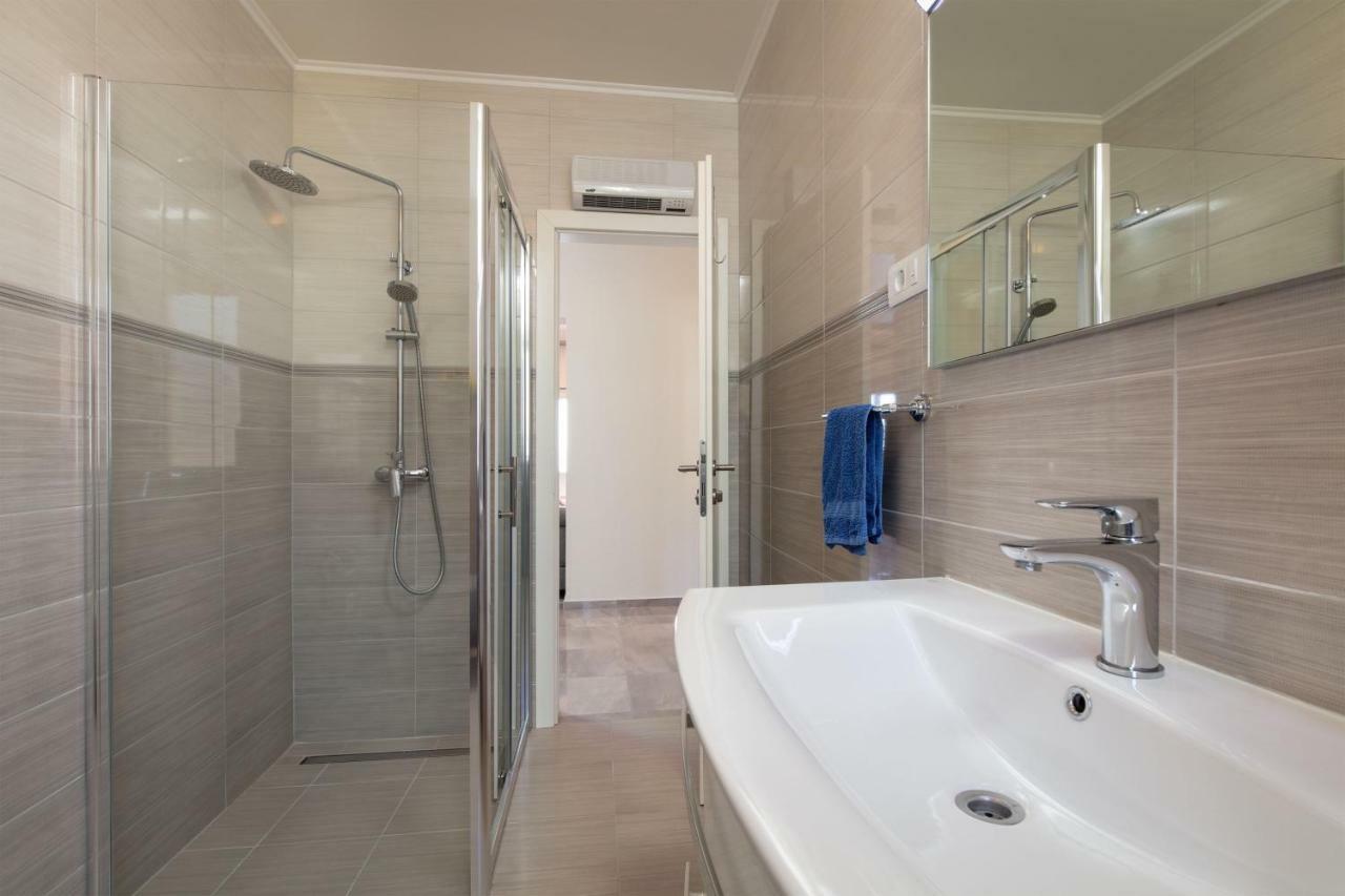 Luxury Apartment Nora Podstrana Ngoại thất bức ảnh