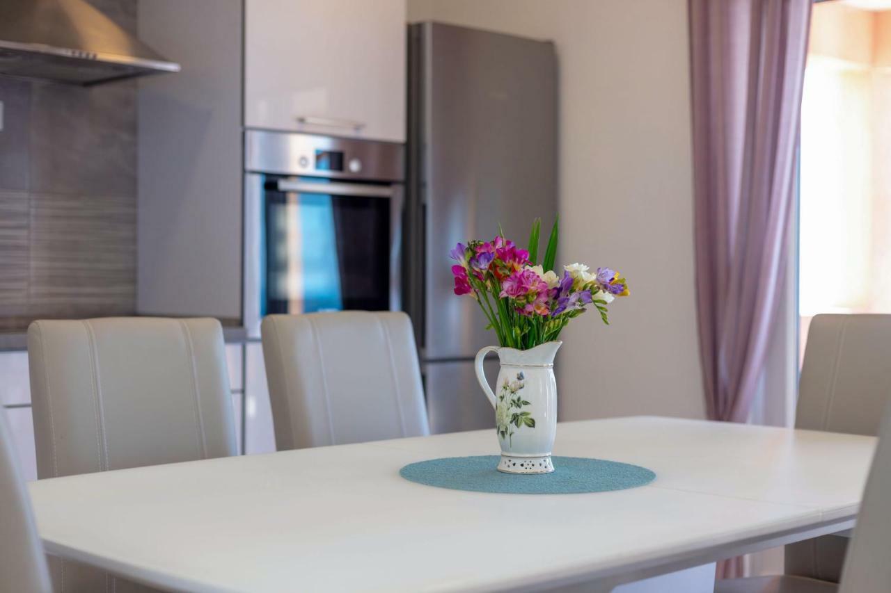 Luxury Apartment Nora Podstrana Ngoại thất bức ảnh